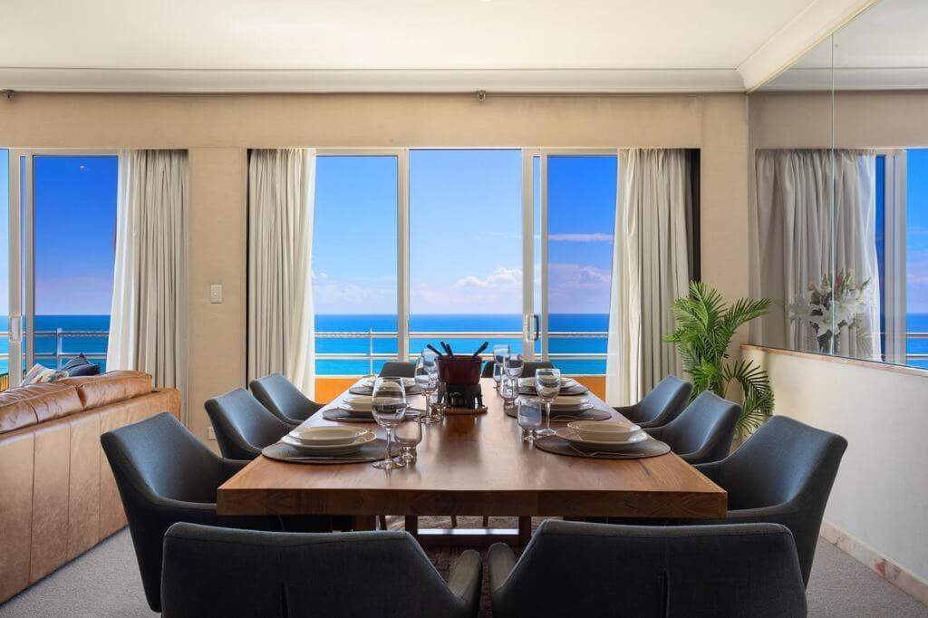 Zenith Ocean Front - Official Listing 3* Gold Coast