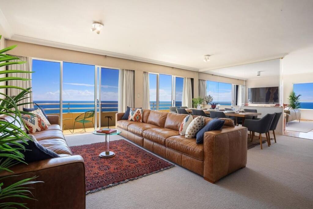 Aparthotel Zenith Ocean Front - Official Listing 3*