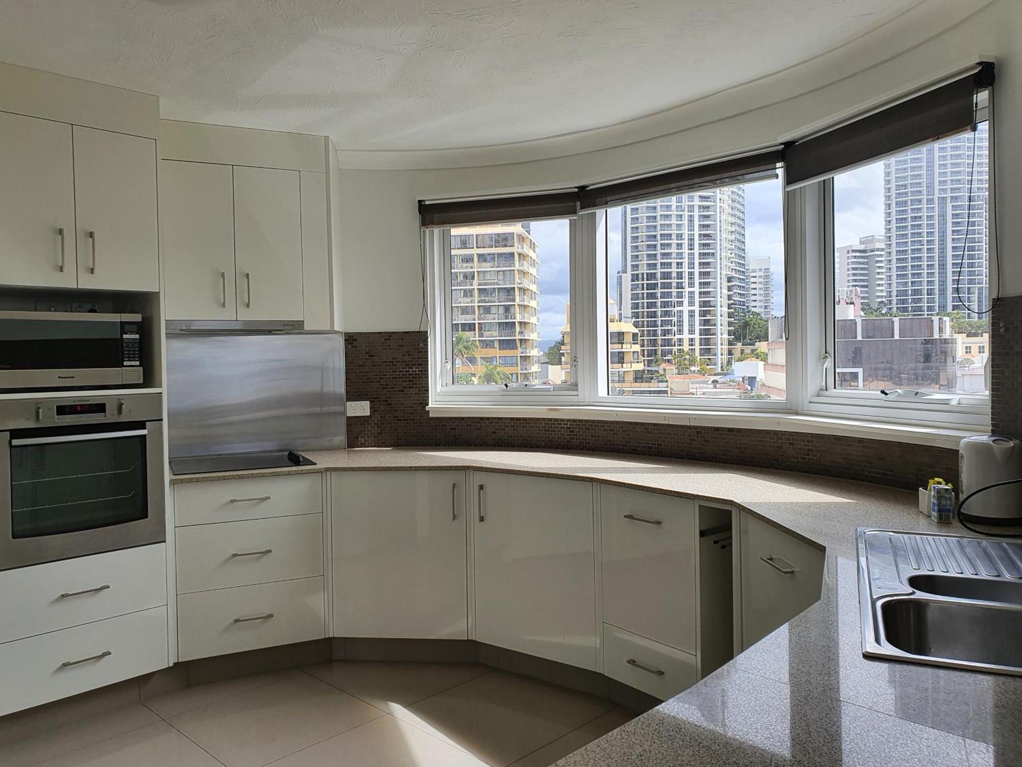 Zenith Ocean Front - Official Listing Aparthotel