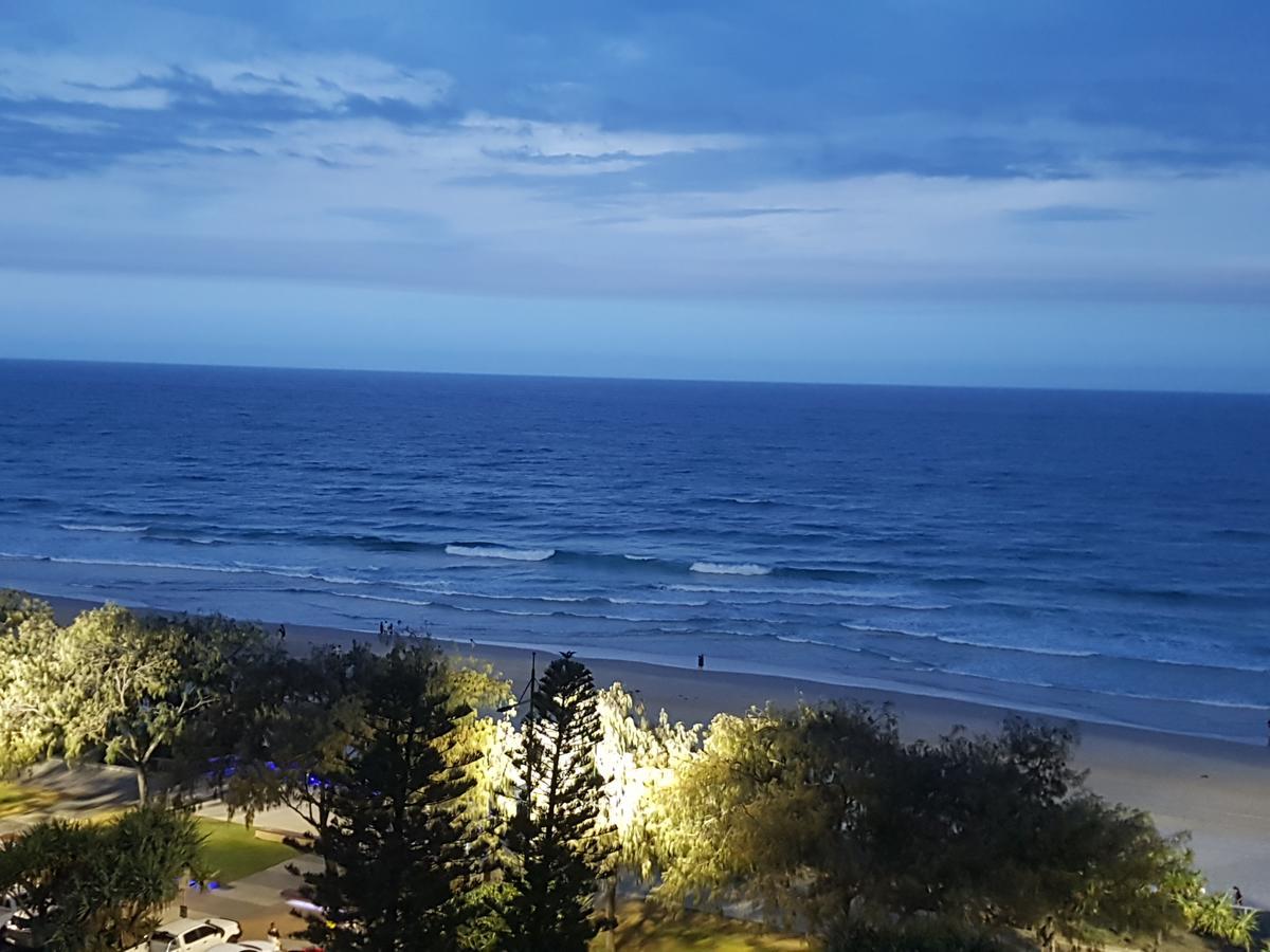 Zenith Ocean Front - Official Listing 3*